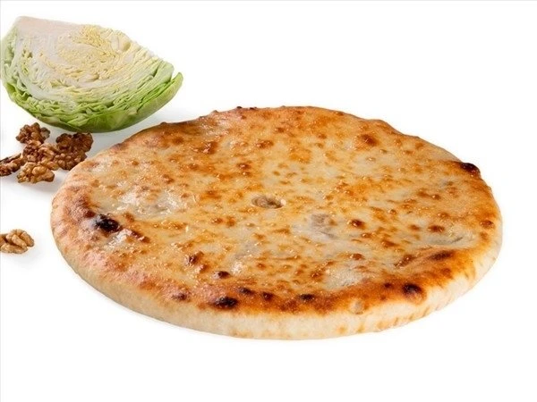 Пирог с капустой и грецким орехом